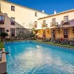 Alcazar De La Reina Hotel