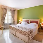 Hotel Alcazar De La Reina Carmona (Seville)