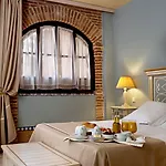 Alcazar De La Reina 4* Carmona (Seville)