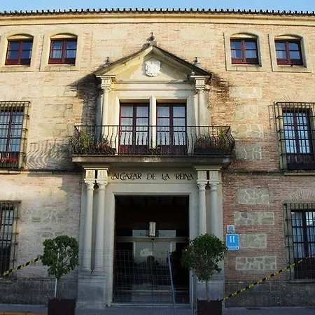 Alcazar De La Reina Отель