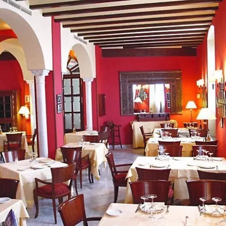 Hotel Alcazar De La Reina